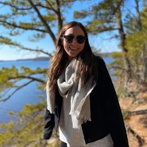 Meet your Posher, Erica